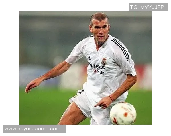 足球明星背后的理发师是谁揭秘他们的私密时刻与独特风格 足球明星背后的理发师是谁揭秘他们的私密时刻与独特风格